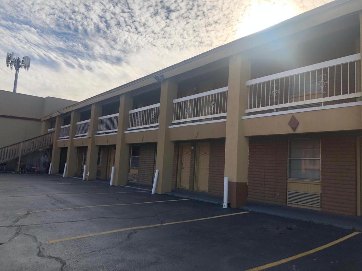 Airport Inn And Suites Tulsa Luaran gambar